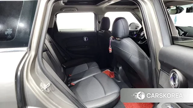 Mini Cooper Clubman 2018 Серебристо-серый из Кореи, фото 3