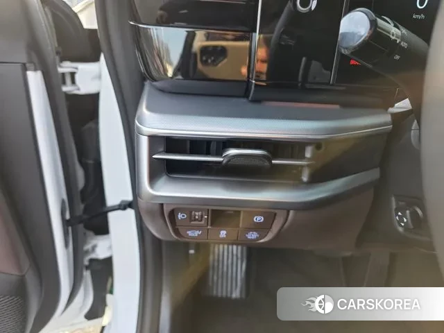 Hyundai Grandeur Hybrid (GN7) 2024 Белый из Кореи, фото 3