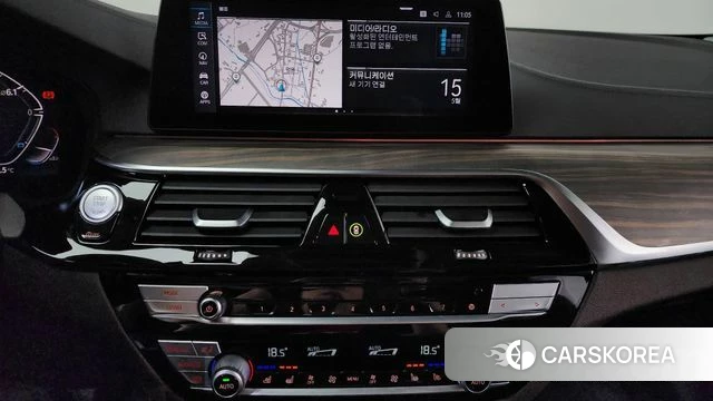 BMW 5 Series (G30) 2020 Черный из Кореи, фото 3