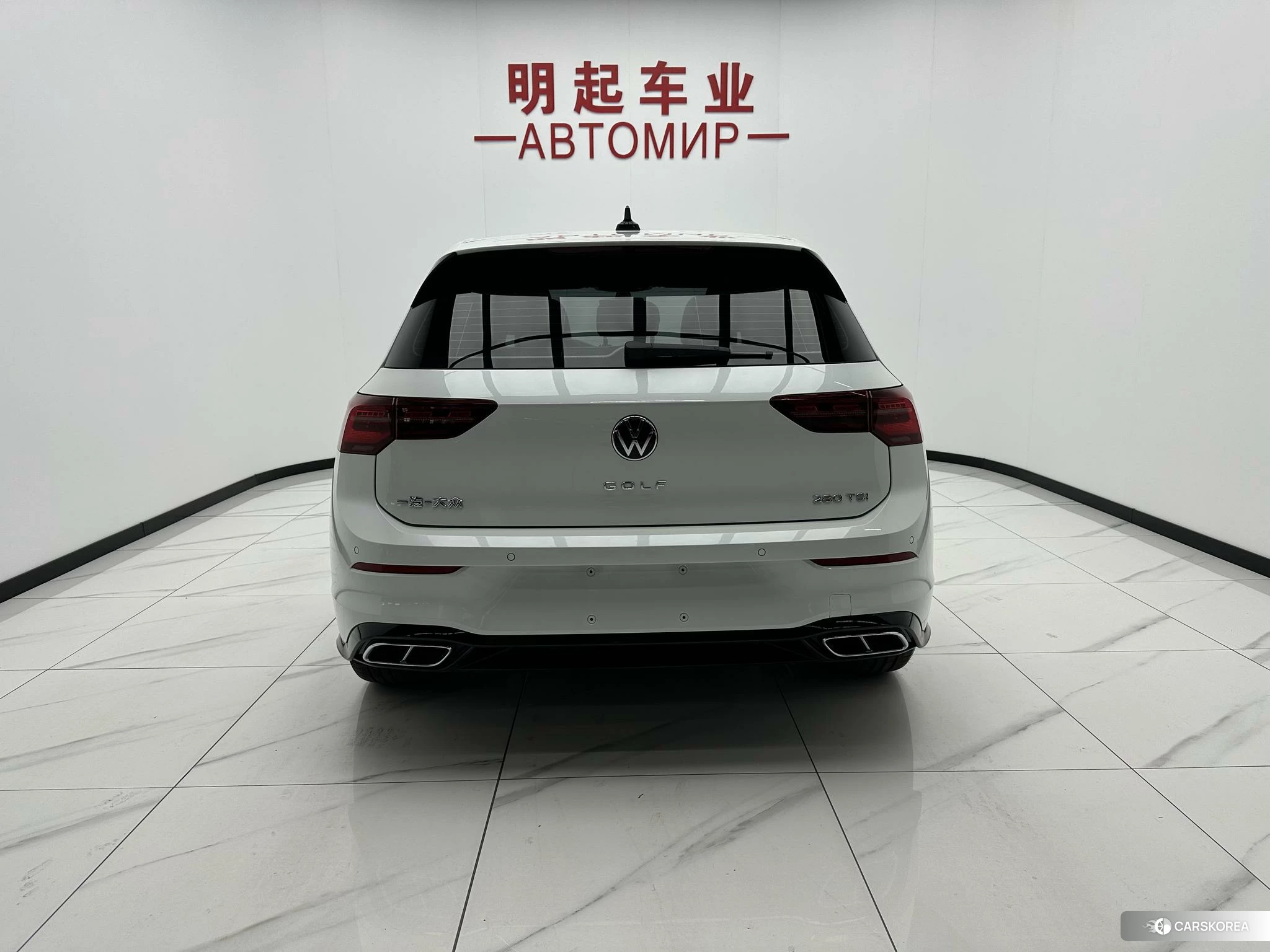 Volkswagen Golf 2022 Белый из Китая, фото 3