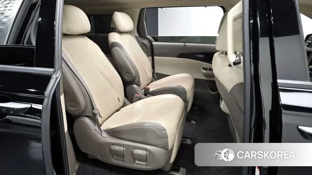 Kia Carnival 4th generation 2021 Черный из Кореи, фото 3