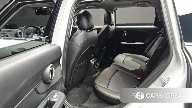 Mini Cooper S Clubman 2020 Серебряный из Кореи, фото 3