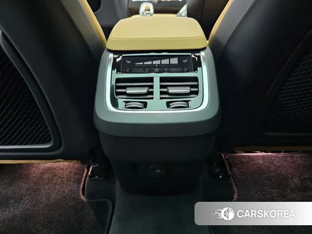 Volvo XC90 second Generation 2024 Серебряный из Кореи, фото 3