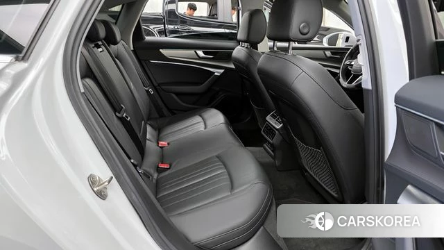 Audi A6 (C8) 2021 Белый из Кореи, фото 3