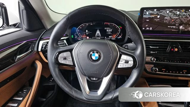 BMW 5 Series (G30) 2020 Белый из Кореи, фото 3