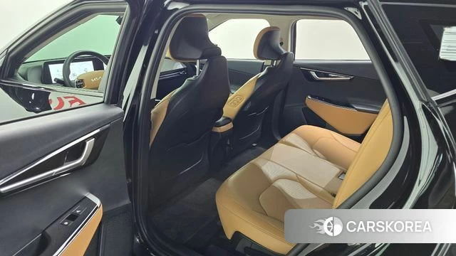 Kia EV6 2023 Черный из Кореи, фото 3