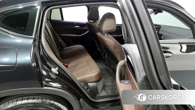 BMW X4 (G02) 2022 Черный из Кореи, фото 3