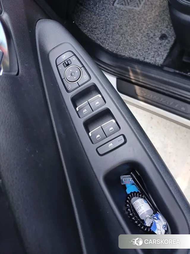 Hyundai The New Santa Fe 2022 Белый из Кореи, фото 3