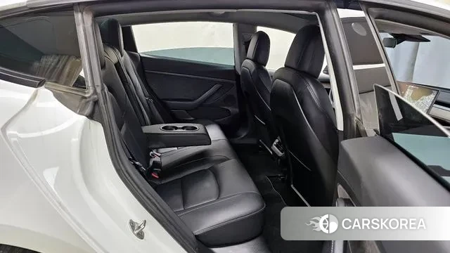 Tesla Model 3 2021 Белый из Кореи, фото 3