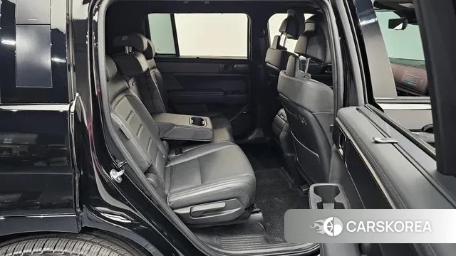 Hyundai Santa Fe (MX5) 2023 Черный из Кореи, фото 3