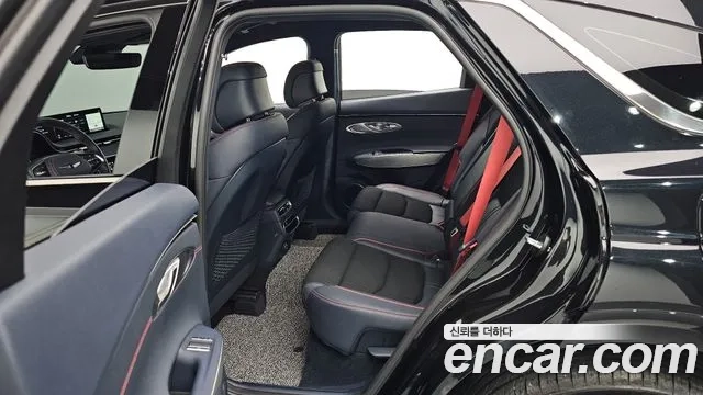 Genesis GV70 2023 Черный из Кореи, фото 3