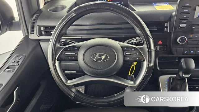 Hyundai Staria 2021 Серебристо-серый из Кореи, фото 3