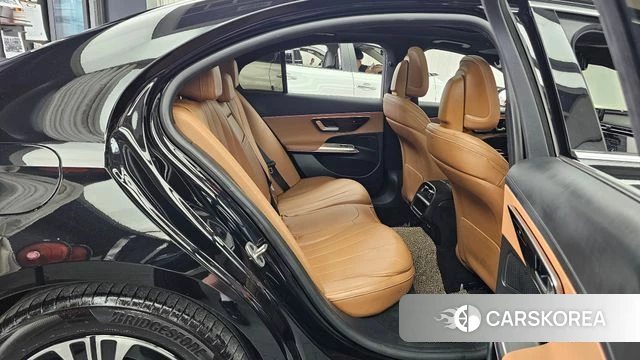 Mercedes-Benz E-Class W214 2025 Черный из Кореи, фото 3