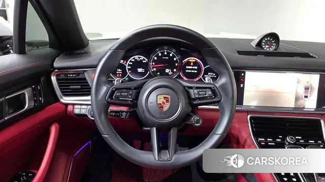 Porsche Panamera (971) 2023 Серебристо-серый из Кореи, фото 3