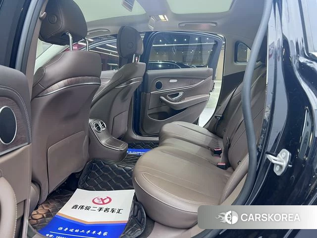 Mercedes-Benz E-class 2023 Черный из Китая, фото 3