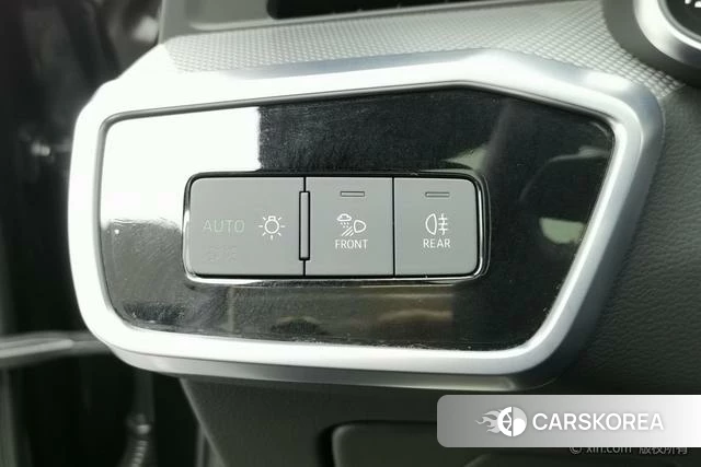 Audi A6L 2022 Черный из Китая, фото 3