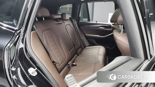 BMW X3 (G01) 2023 Черный из Кореи, фото 3