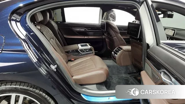 BMW 7 Series (G11) 2019 Черный из Кореи, фото 3