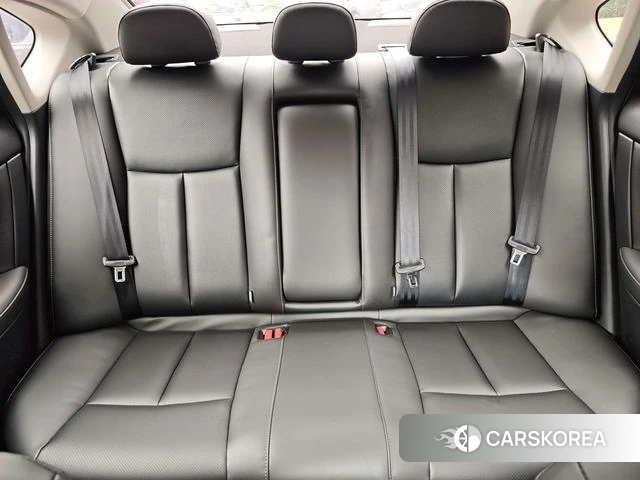 Nissan Xuan Yi 2024 Темно-серый из Китая, фото 3