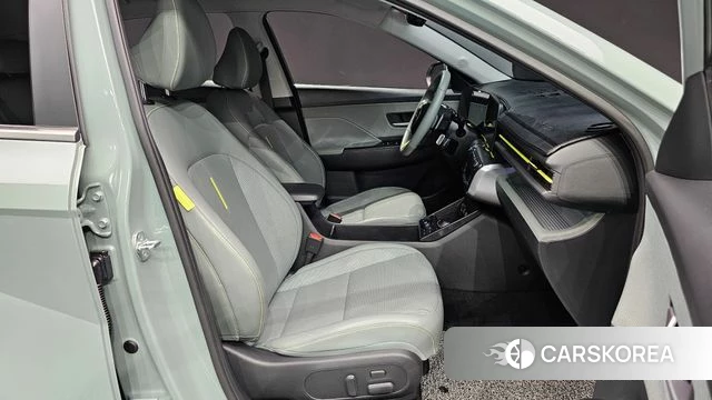 Hyundai Kona (SX2) 2023 Цвет галактики из Кореи, фото 3