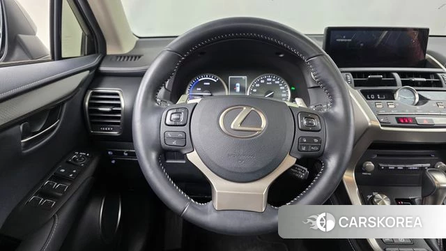 Lexus NX300h 2020 Песочный из Кореи, фото 3