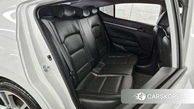 Hyundai Avante AD 2018 Белый из Кореи, фото 3