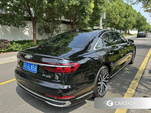 Audi A8 2022 Черный из Китая, фото 3