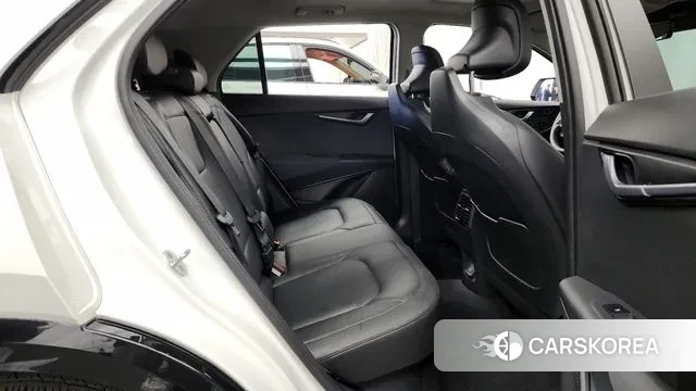 Kia Di Ol Nu Niro 2022 Белый из Кореи, фото 3