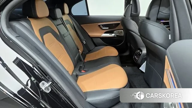 Mercedes-Benz E-Class W214 2025 Черный из Кореи, фото 3