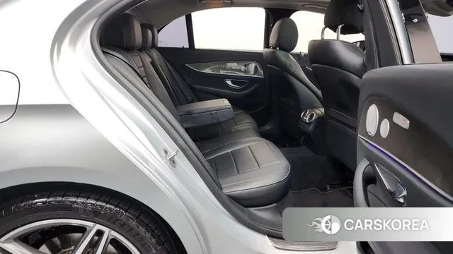 Mercedes-Benz E-Class W213 2020 Серебряный из Кореи, фото 3