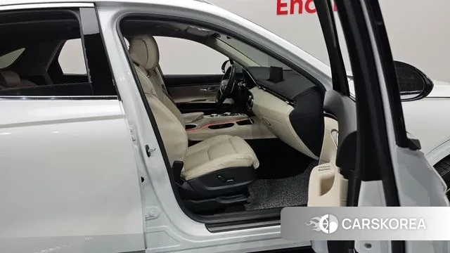 Genesis GV70 2023 Белый из Кореи, фото 3