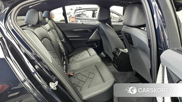 BMW 5 Series (G60) 2025 Синий из Кореи, фото 3