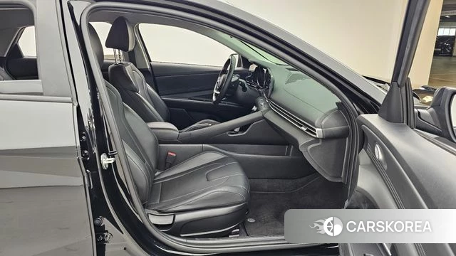 Hyundai Avante (CN7) 2022 Черный из Кореи, фото 3