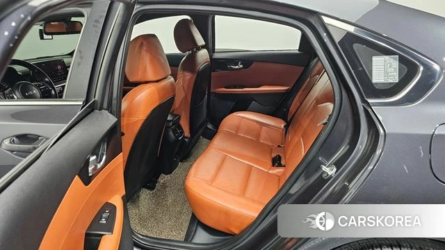 Kia The New K3 2nd generation 2021 Серый из Кореи, фото 3