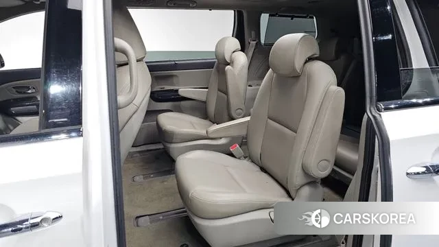 Kia The New Carnival 2019 Белый из Кореи, фото 3