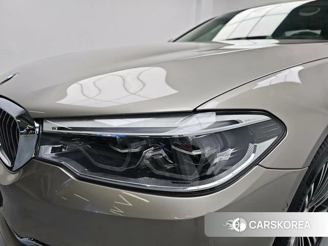 BMW 5 series 2019 Шампань из Китая, фото 3