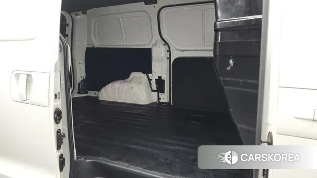 Hyundai The New Grand Starex 2021 Белый из Кореи, фото 3