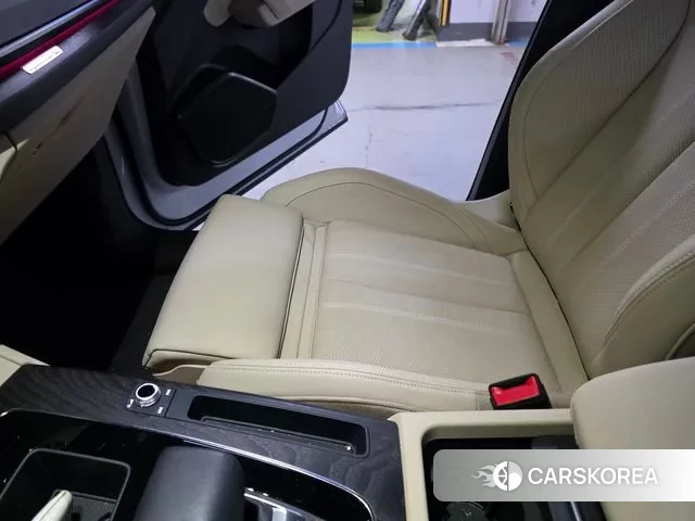 Audi Q5 (FY) 2022 Белый из Кореи, фото 3