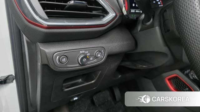 Chevrolet (GM Daewoo) Trailblazer 2022 Белый из Кореи, фото 3