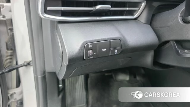 Hyundai Avante (CN7) 2020 Серебристо-серый из Кореи, фото 3