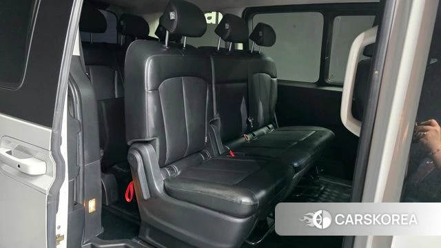 Hyundai Staria 2021 Белый из Кореи, фото 3