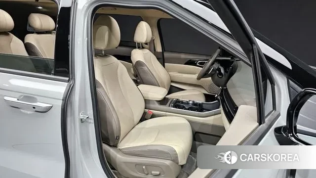 Kia The New Carnival 4th Generation 2024 Серебряный из Кореи, фото 3