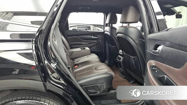 Hyundai The New Santa Fe 2023 Черный из Кореи, фото 3