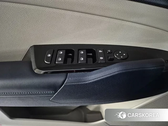 Kia Sportage 5th Generation 2022 Черный из Кореи, фото 3