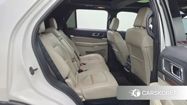 Ford Explorer 2018 Белый из Кореи, фото 3