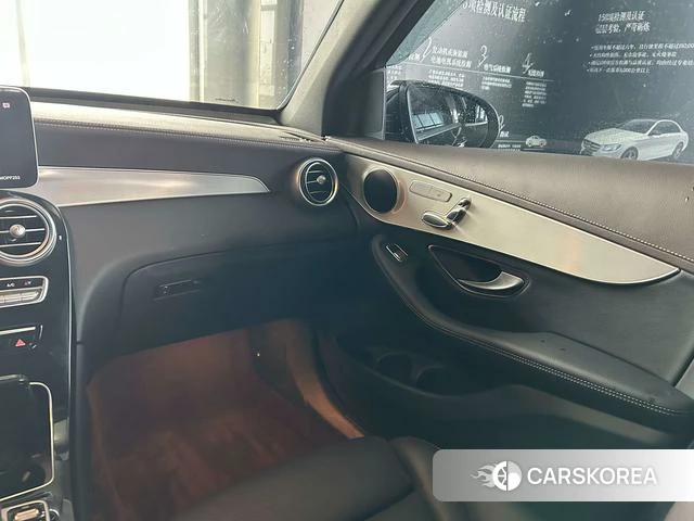 Mercedes-Benz GLC 2022 Черный из Китая, фото 3