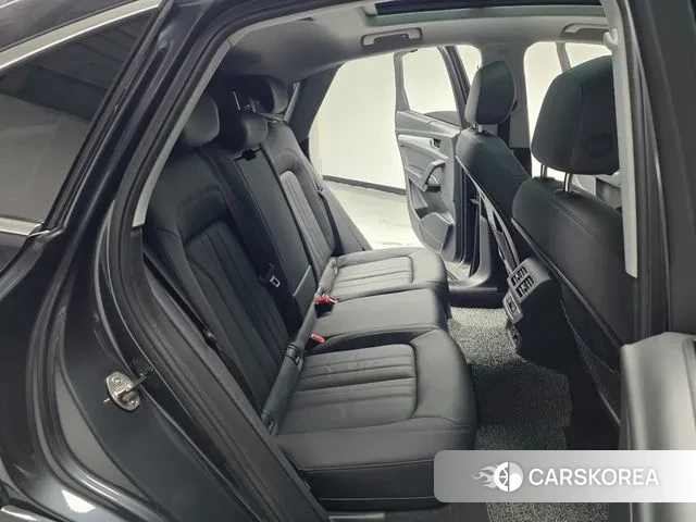 Audi Q5 (FY) 2023 Серый из Кореи, фото 3