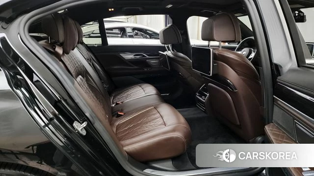 BMW 7 Series (G11) 2020 Черный из Кореи, фото 3