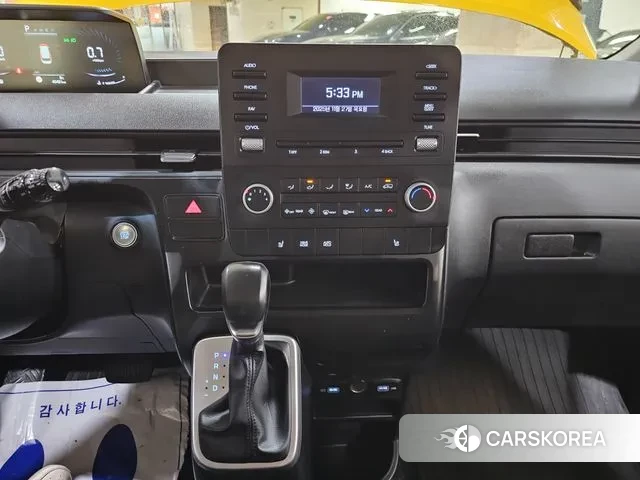 Hyundai Staria 2021 Желтый из Кореи, фото 3