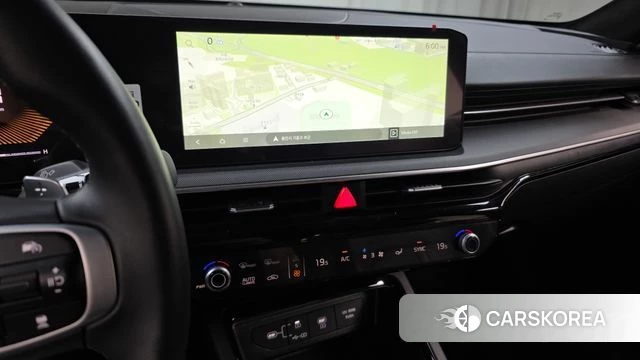 Kia The New K5 3rd generation 2025 Белый из Кореи, фото 3
